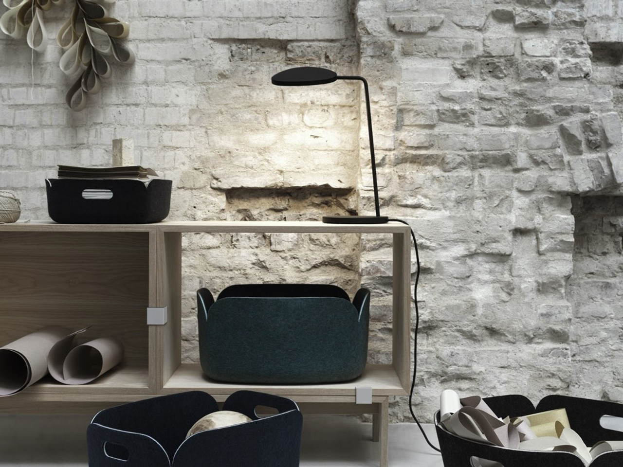 Muuto Leaf Table Lamp by Broberg & Ridderstrale