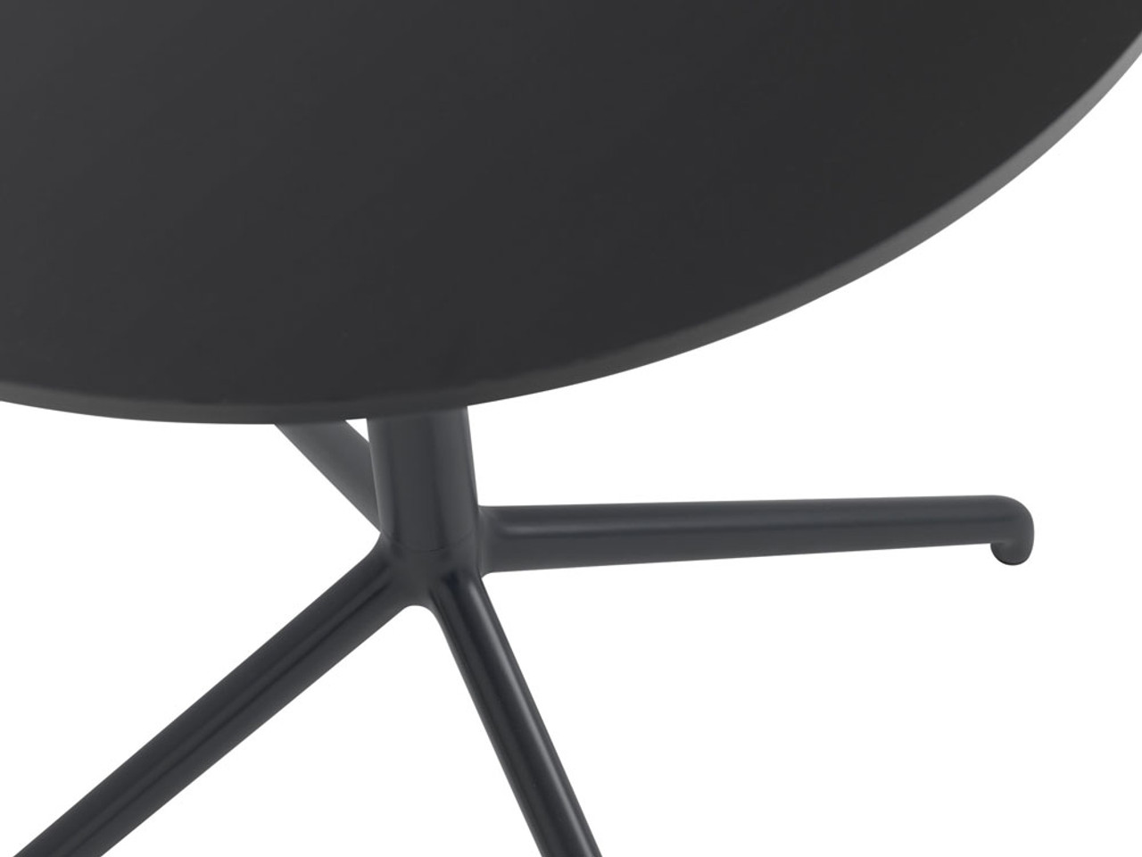 Still Round Cafe Table by Iskos-Berlin