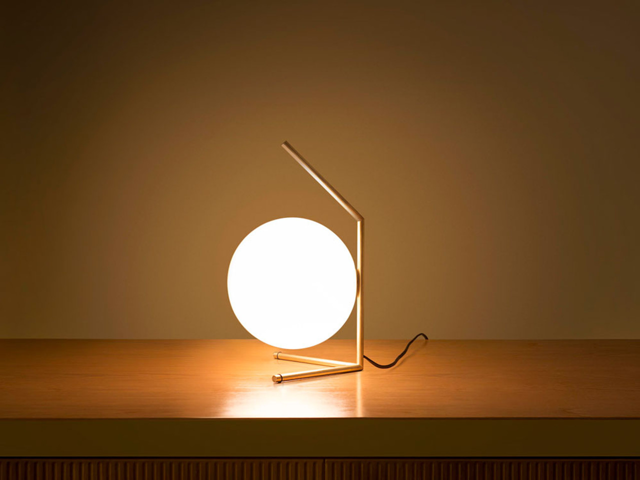 Flos IC Lights T1 Table Lamp - Low by Michael Anastassiades