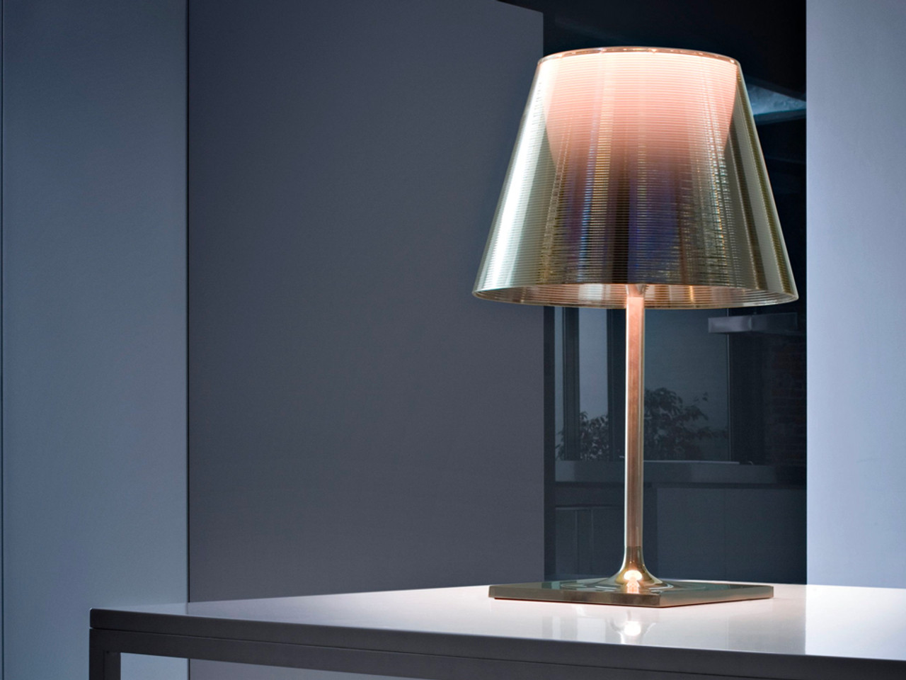 Ktribe table hot sale lamp