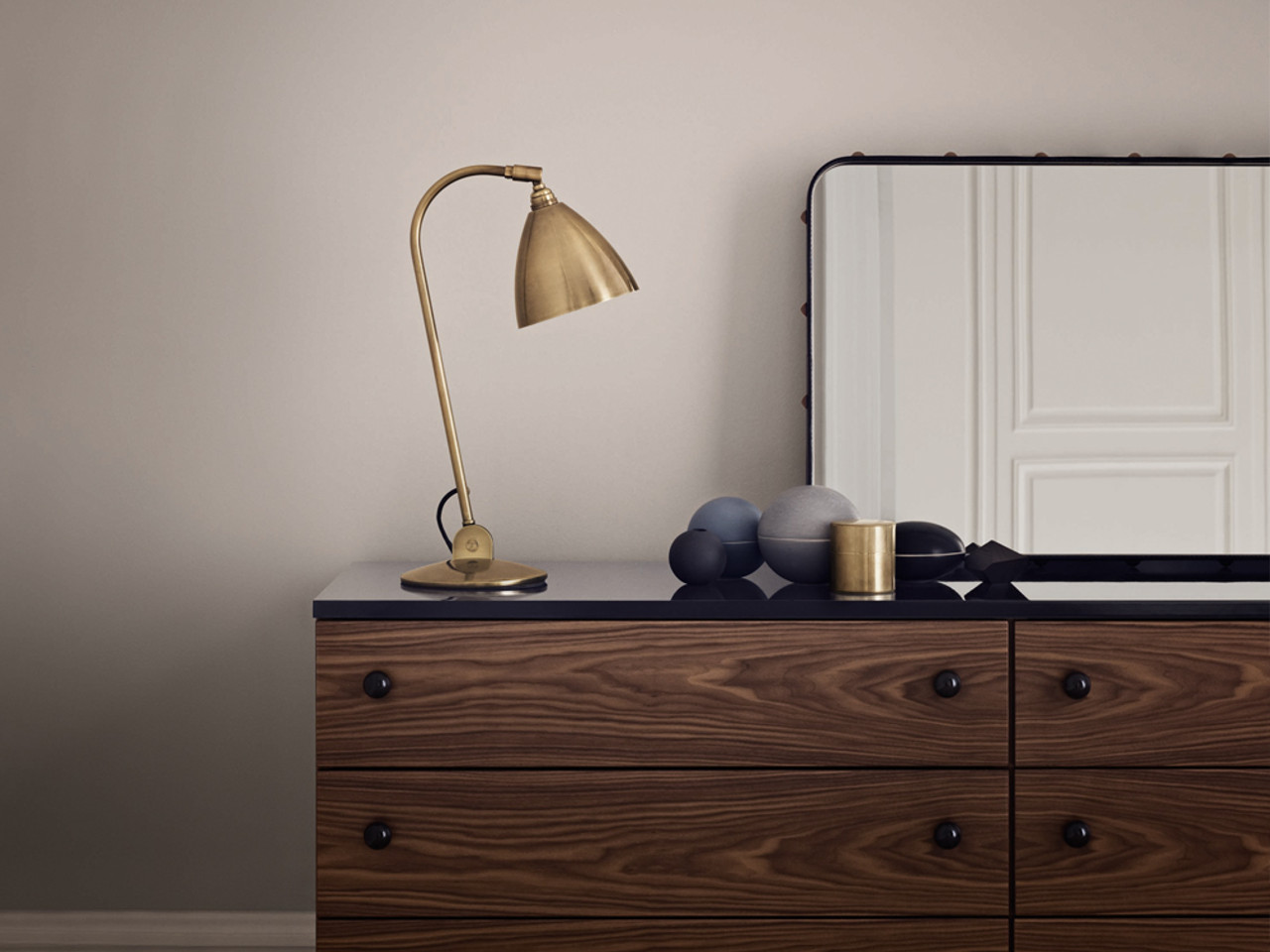 Gubi Bestlite BL2 Brass Table Lamp by Robert Dudley Best