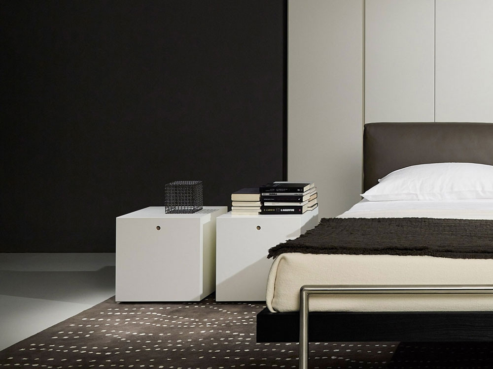 Porro Offshore Bedside Table by Piero Lissoni