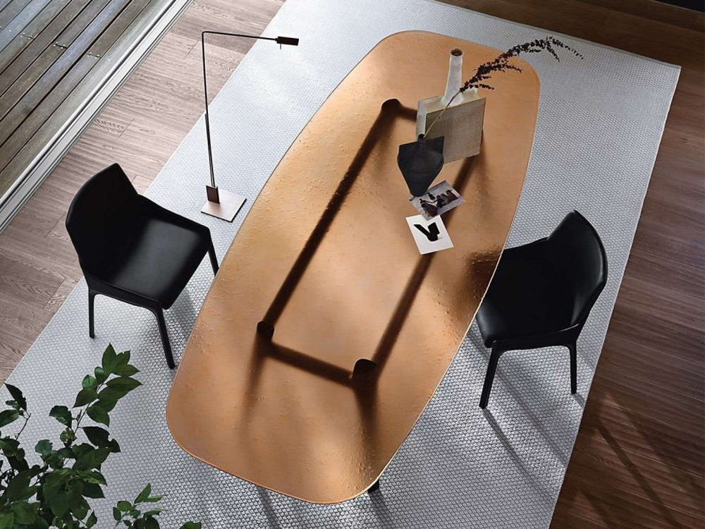 Magma Dining Table
