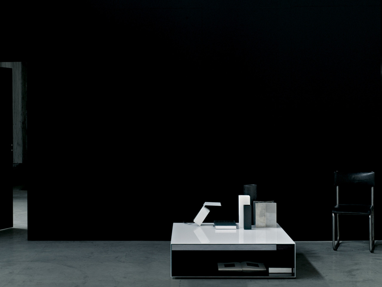Glas Italia Si02 Tunnel Coffee Table by Piero Lissoni, Mark Krusin and Carlo Tamborini