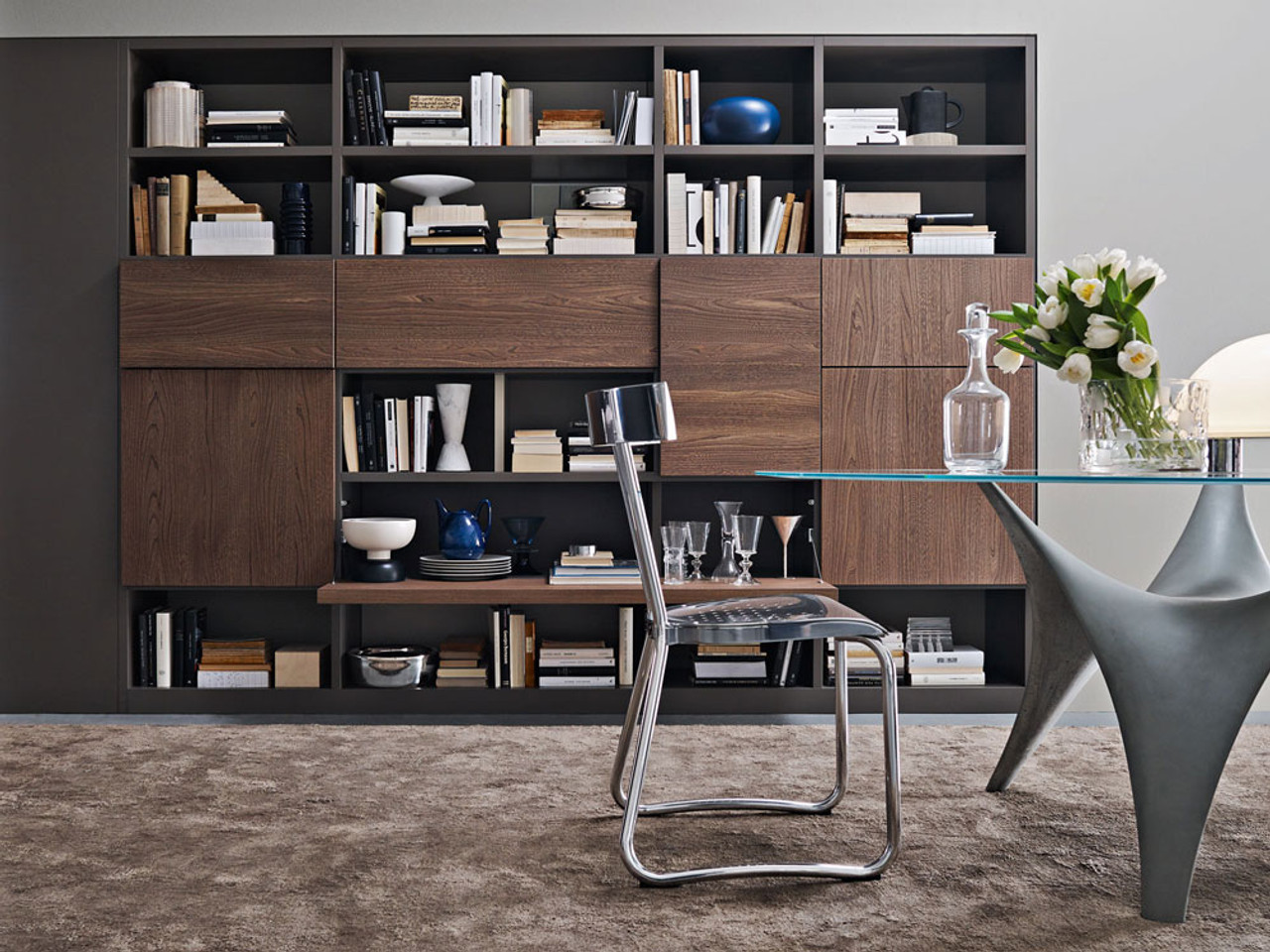 Molteni & C Arc Dining Table by Foster & Partners