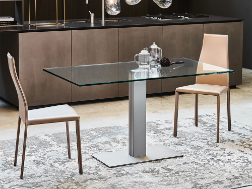 Elvis Dining Table