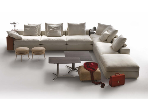 Flexform Groundpiece Sofa by Antonio Citterio
