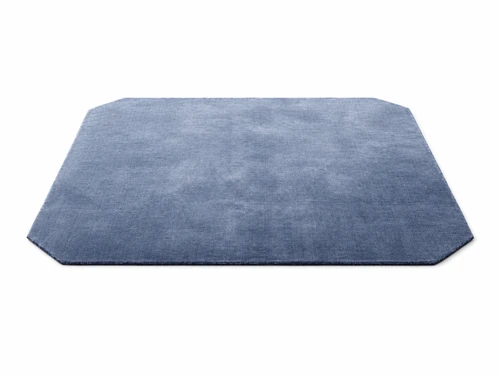 The Moor AP6/AP8 Rug