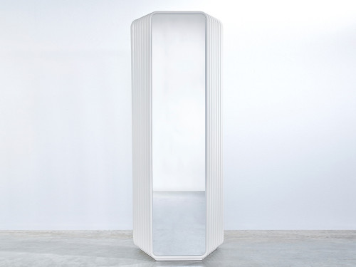Echo Standing Mirror
