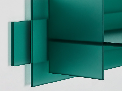 Kazimir Shelves