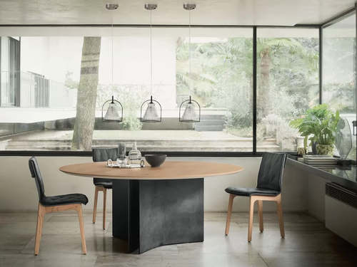 Magnum Dining Table