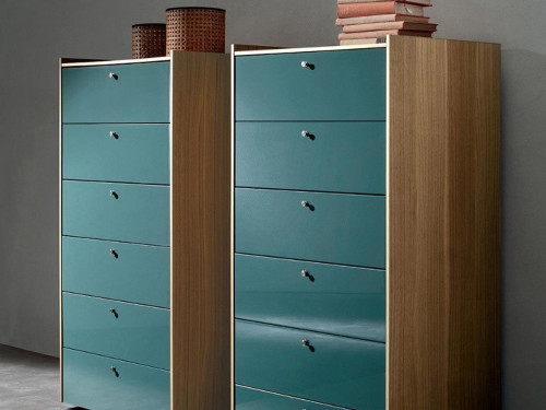 LT40 Chest of Drawers