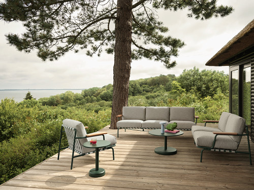 Settle 3 Seater Outdoor Sofa