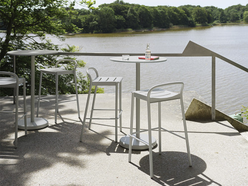 Linear Outdoor Barstool Set