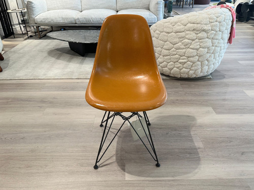 Eames Fiberglass Side Chair DSR - Dark Ochre