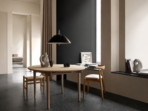 CH337 Dining Table
