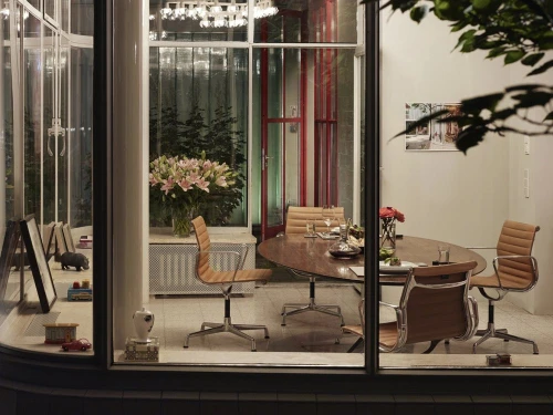 Vitra Eames Aluminium EA 103 Office Chair by Charles & Ray Eames