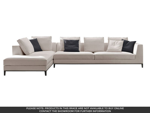 Maxalto Lucrezia Sofa by Antonio Citterio 