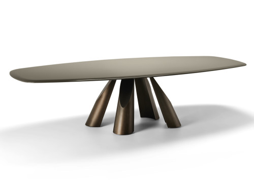 Arketipo Prince Dining Table by Giuseppe Vigano