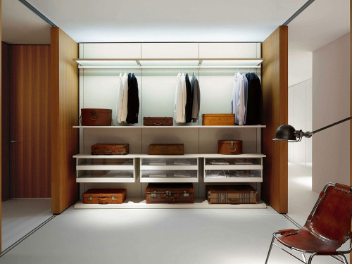 Storage Wainscoting Wardrobes by Porro Storage Wainscoting Wardrobes by Porro