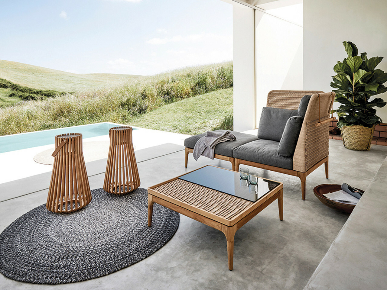 Gloster Lima Outdoor Collection