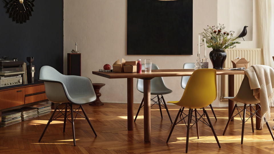 chaplins-vitra-charles-and-ray-eames-chair