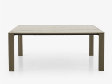 Naia Dining table