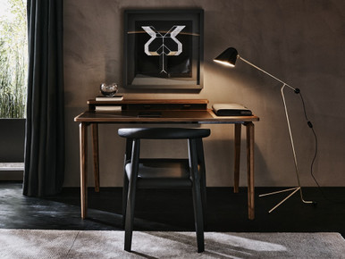 Note Desk