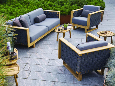 Angle Outdoor Lounge Chair