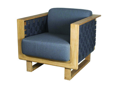 Angle Outdoor Lounge Chair