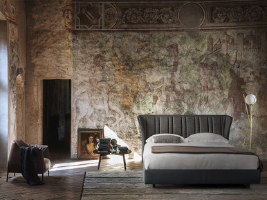 Lola Darling Bed