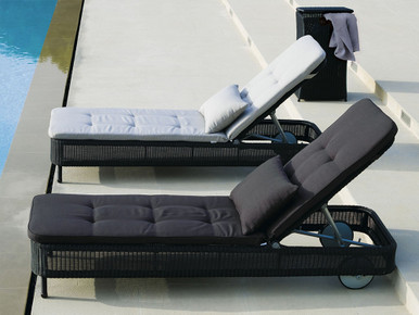 Presley Sunbed