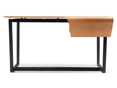Fred Desk