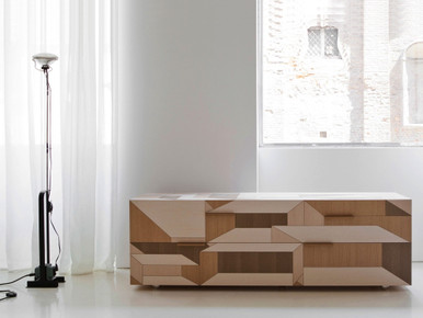 Inlay Chest of Drawers