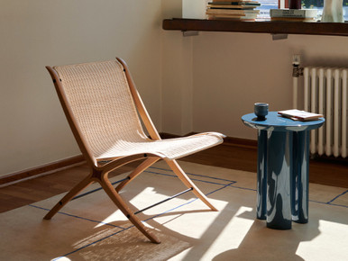 X HM10 Lounge Chair