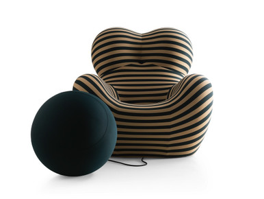 UP50 Lounge Chair