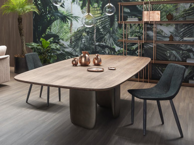 Mellow Dining Table