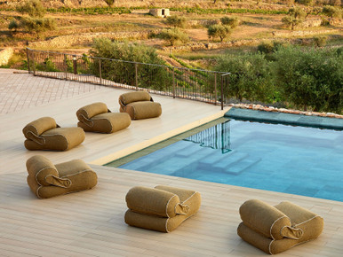 Unite Lounge Chair
