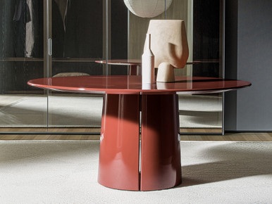 Mateo Dining Table