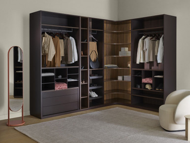 Todana Walk In Closet