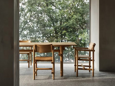 Muecke Dining Table