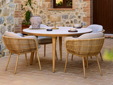 Aspect Outdoor Round Dining Table - Quickship
