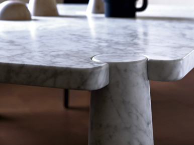Eros Dining Table