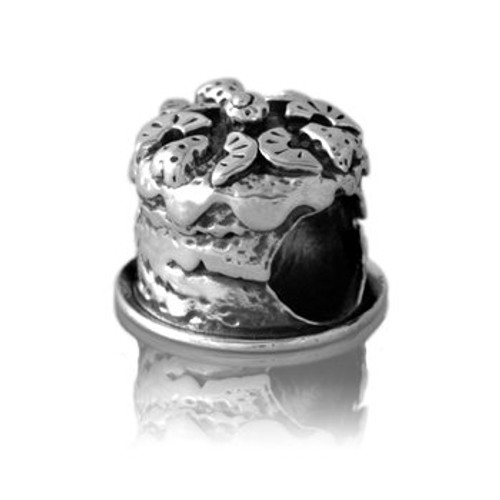 Sterling silver pavlova charm from Evolve New Zealand.