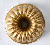 Elegant Party Bundt Pan, 10 cup Elegant Party Bundt Pan, 10 cup