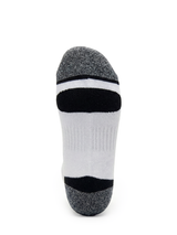 Meikan 5 Pack Quarter Cut Performance Sports Socks - White/Black