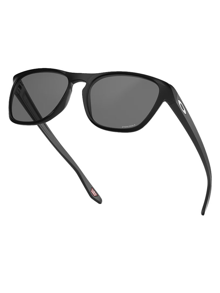 Oakley Manorburn Sunglasses - Matte Carbon w/ Prizm Black