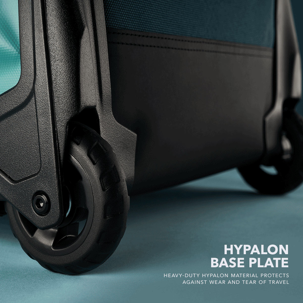 Ogio Alpha Mid 2026 Travel Cover