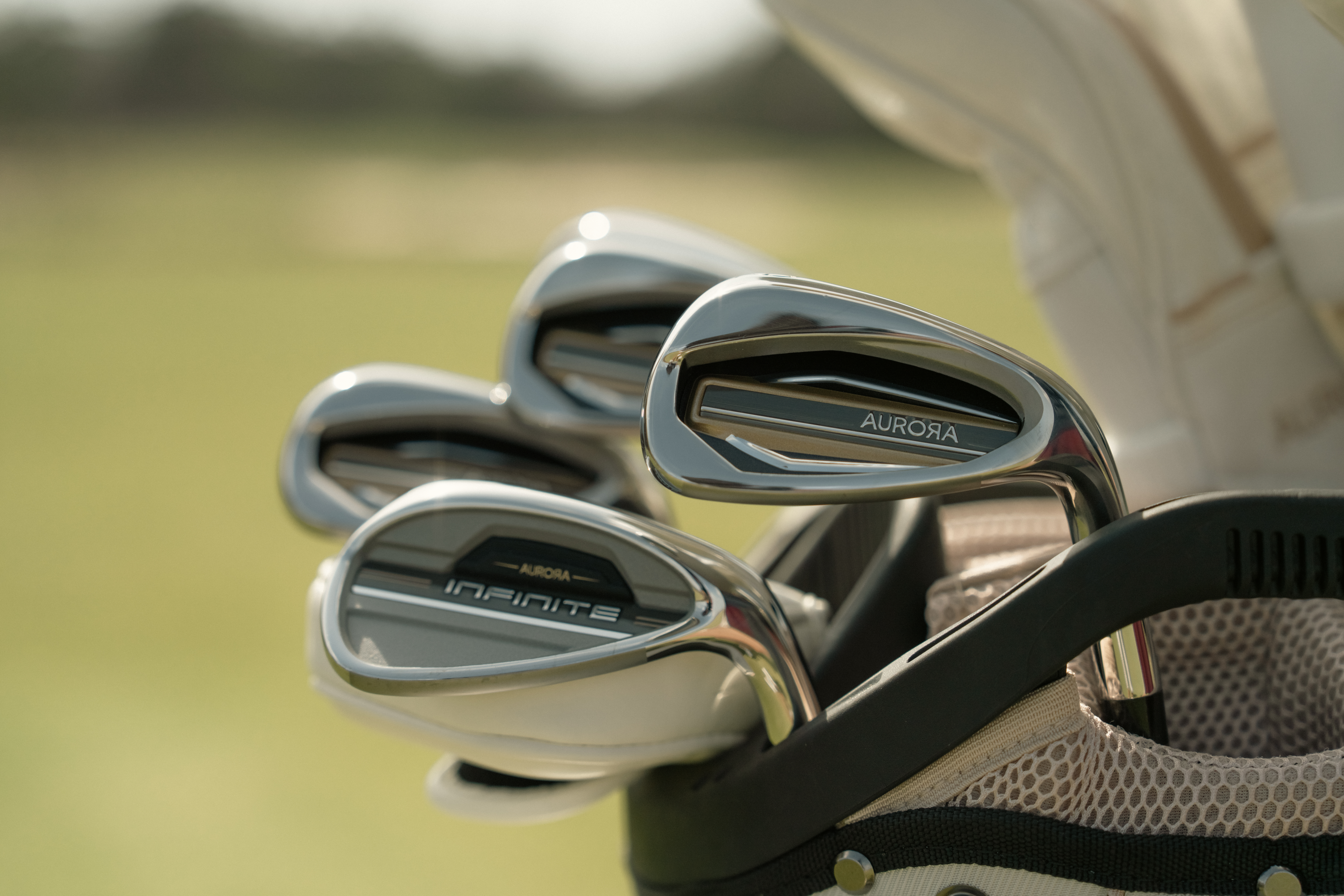 Wilson Aurora Women's Package