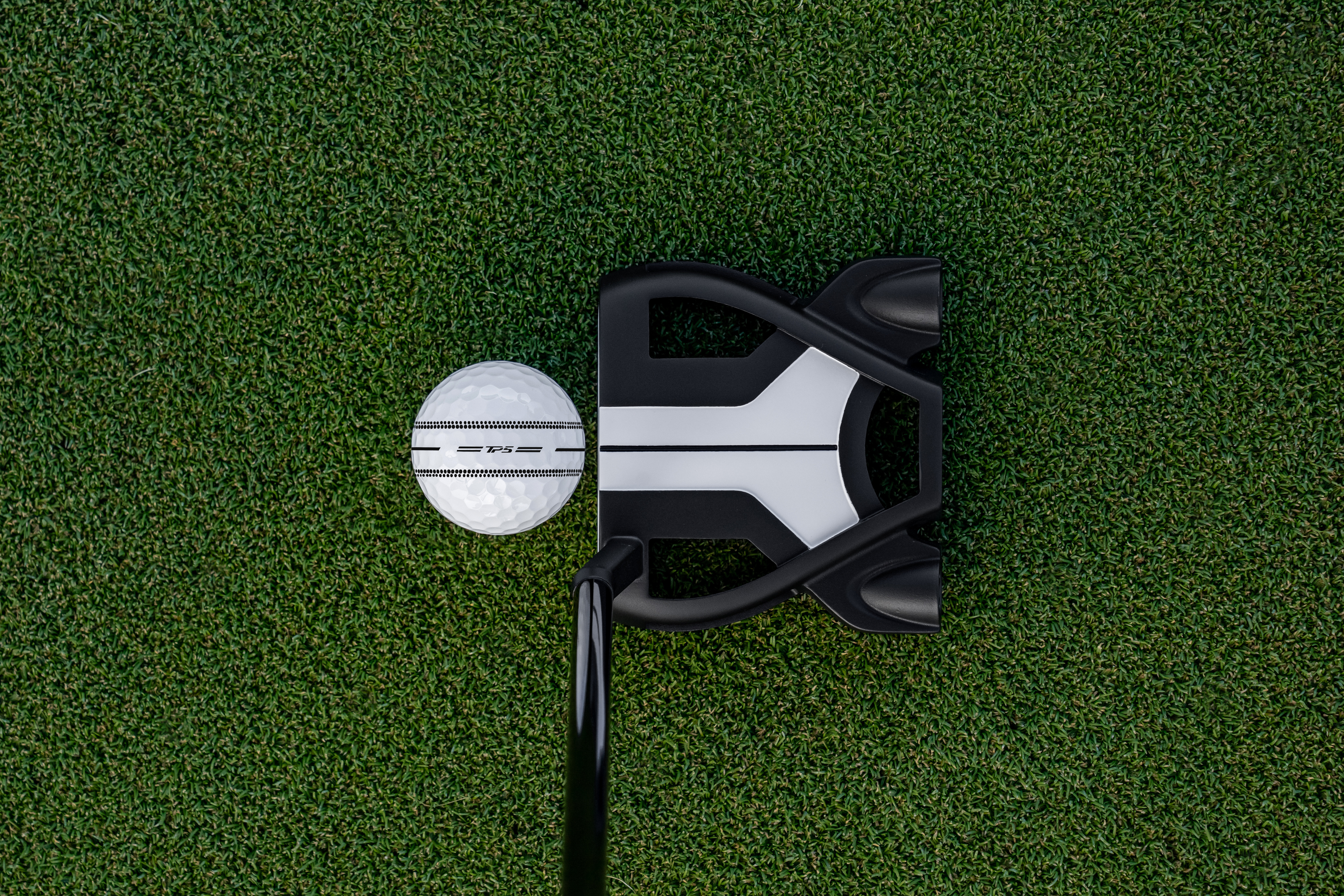 TaylorMade TP5x Stripe 2026 Golf Balls